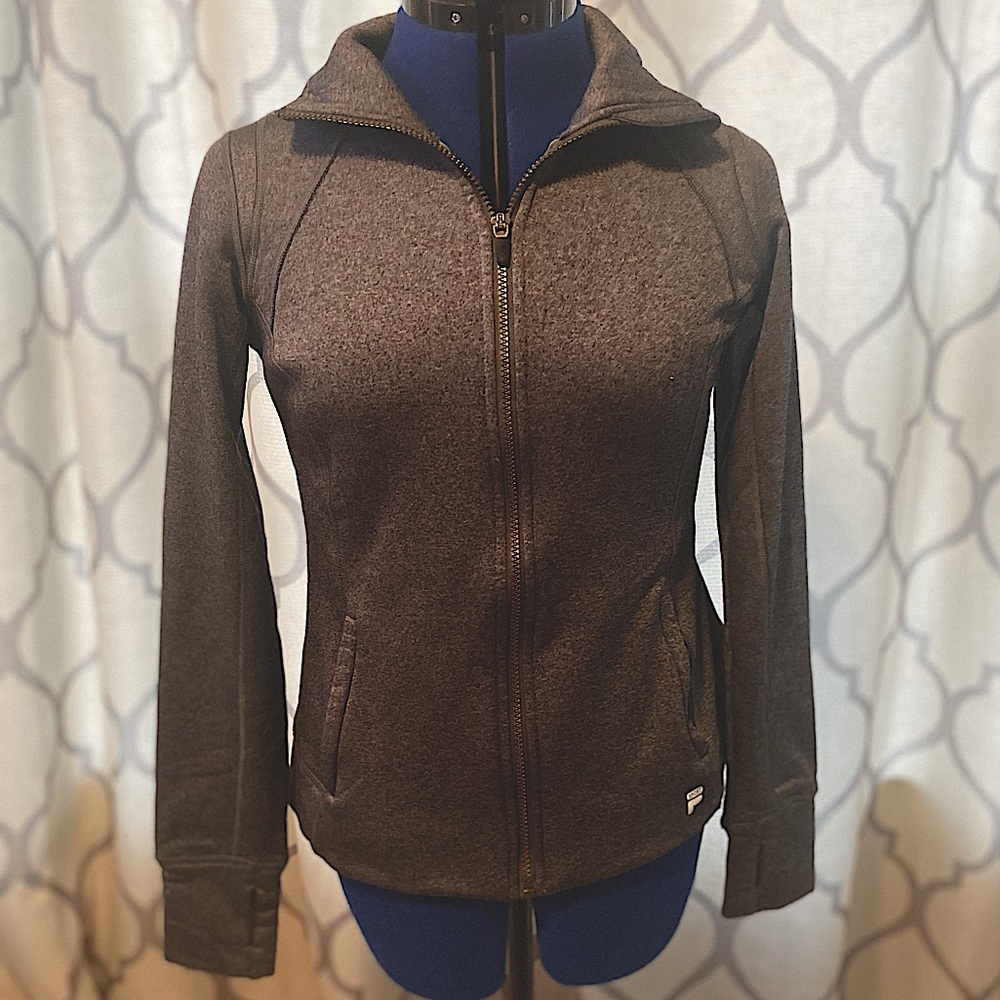 Fitted athletic jacket